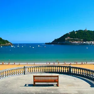 2* Pensión Bahía